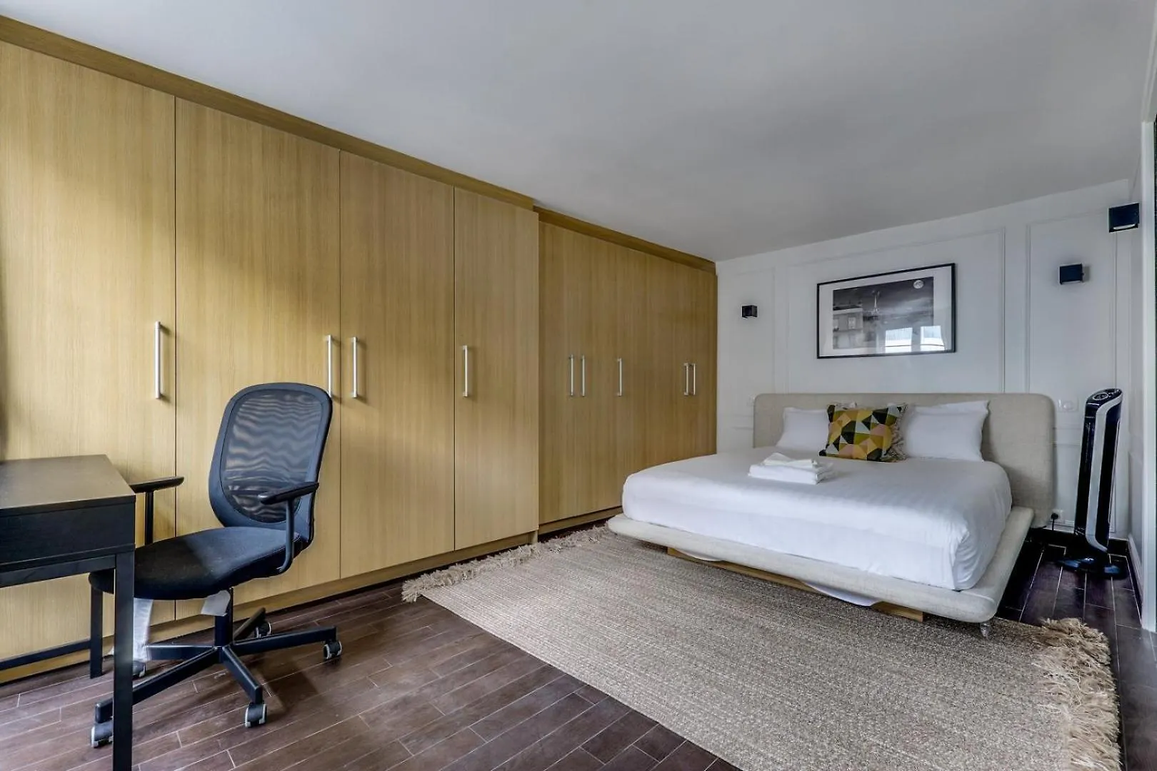 Le Moka - Duplex & Bright- Near Champs-Elysees Paris 0*,  France