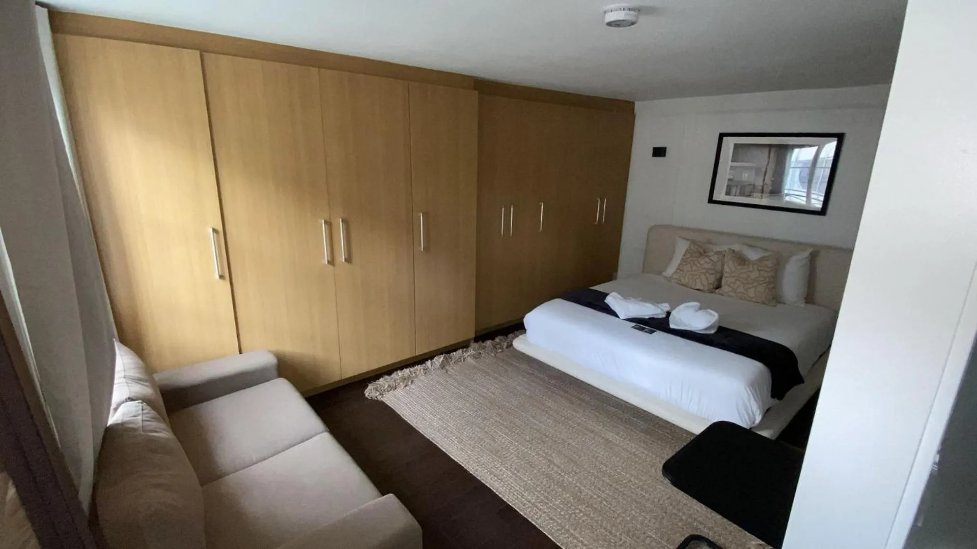 Le Moka - Duplex & Bright- Near Champs-Elysees Paris France